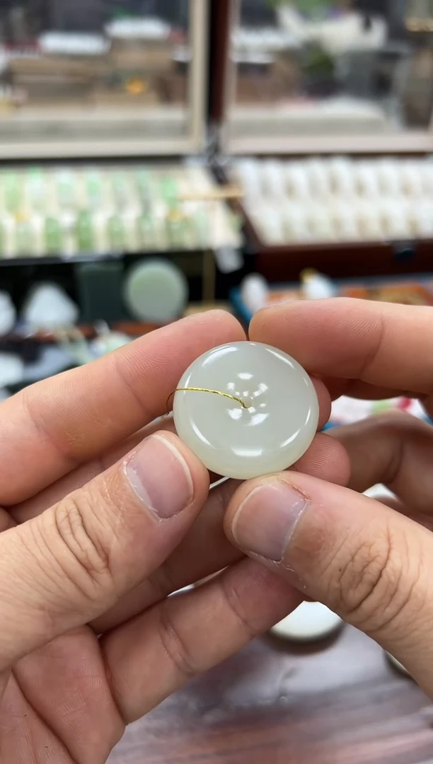 【闪购商品】和田玉吊坠未镶嵌平安扣