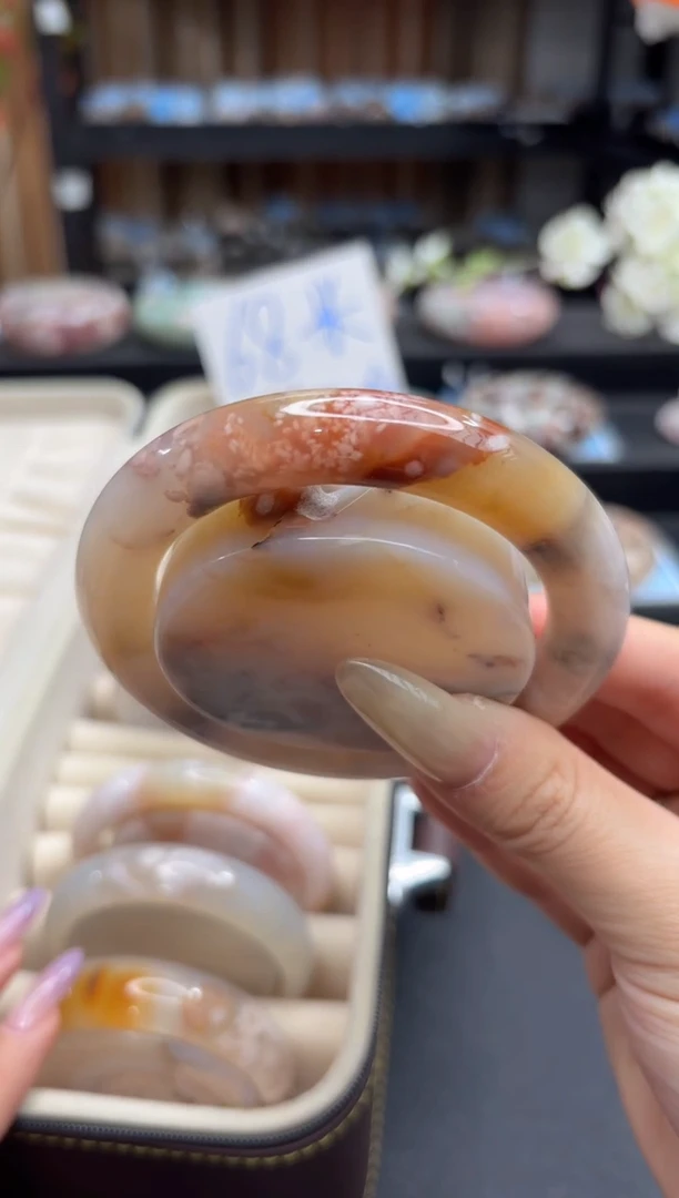 未镶嵌手镯石英质玉A312(59圈赠送镯心)