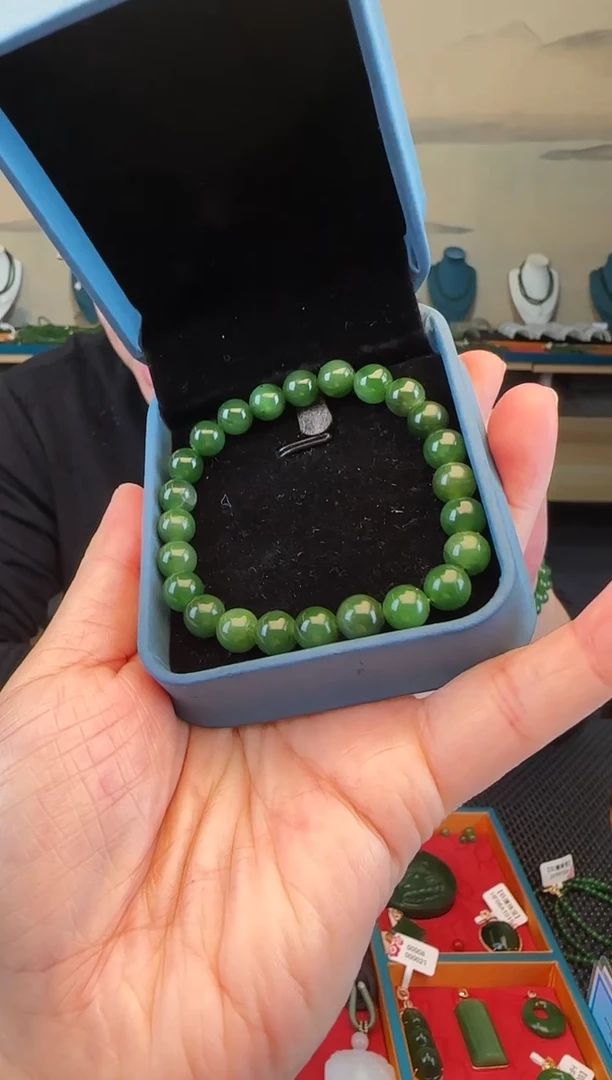 未镶嵌手串和田玉卡8