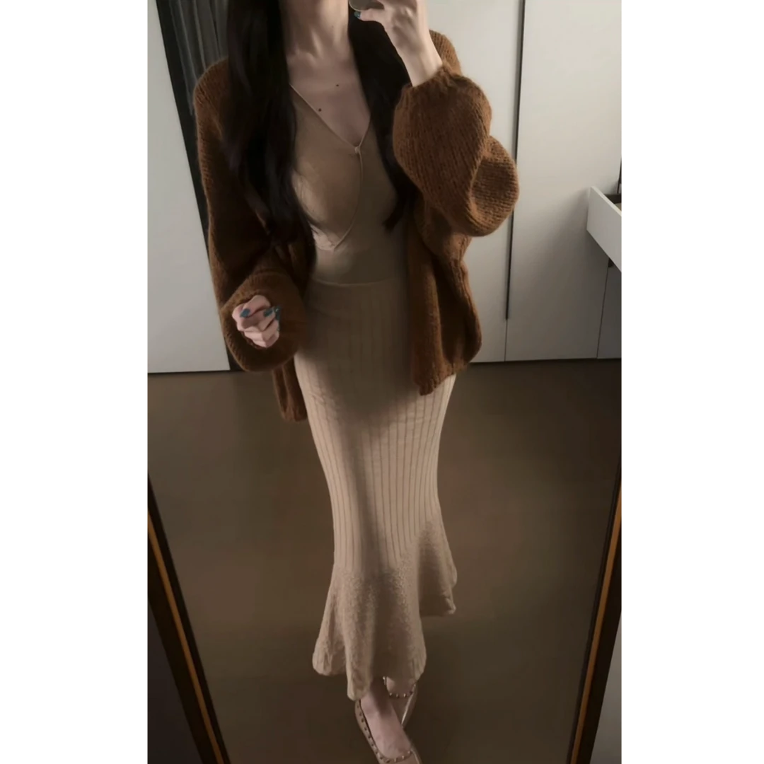 巨好看包臀鱼尾连衣裙女早秋季长裙搭配针织毛衣外套慵懒两件套装