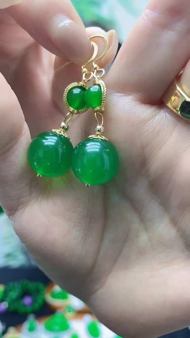 14K金镶嵌翡翠耳饰A108