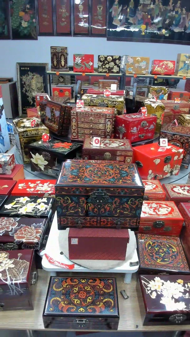 【闪购商品】28黑底三层手推漆宫廷汉文收藏款