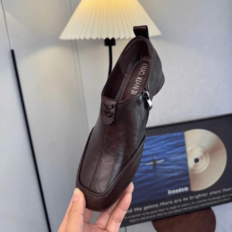 2025新款爆款法式复古女式妈妈皮鞋女款百搭软底单鞋女秋季女鞋