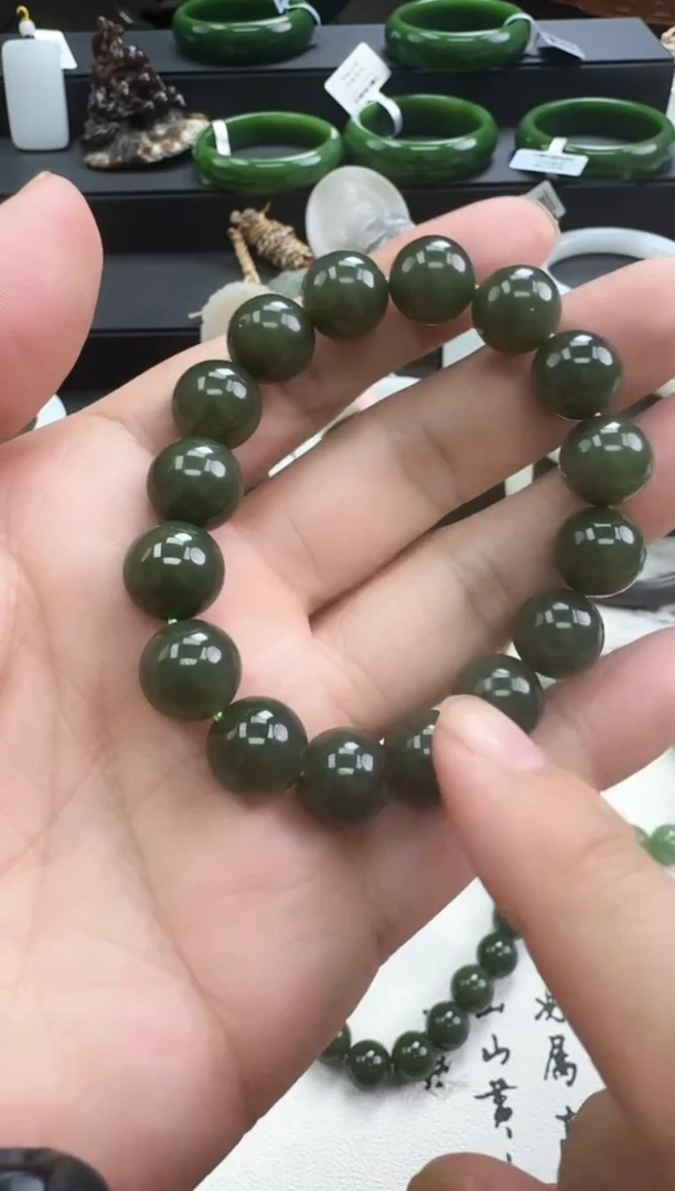 未镶嵌手链和田玉和田玉手链
