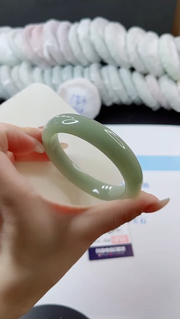 未镶嵌手镯石英质玉多样性发货L202