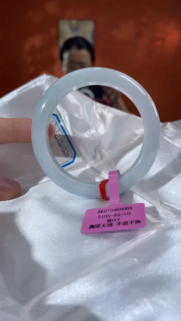 未镶嵌手镯翡翠翡翠手镯