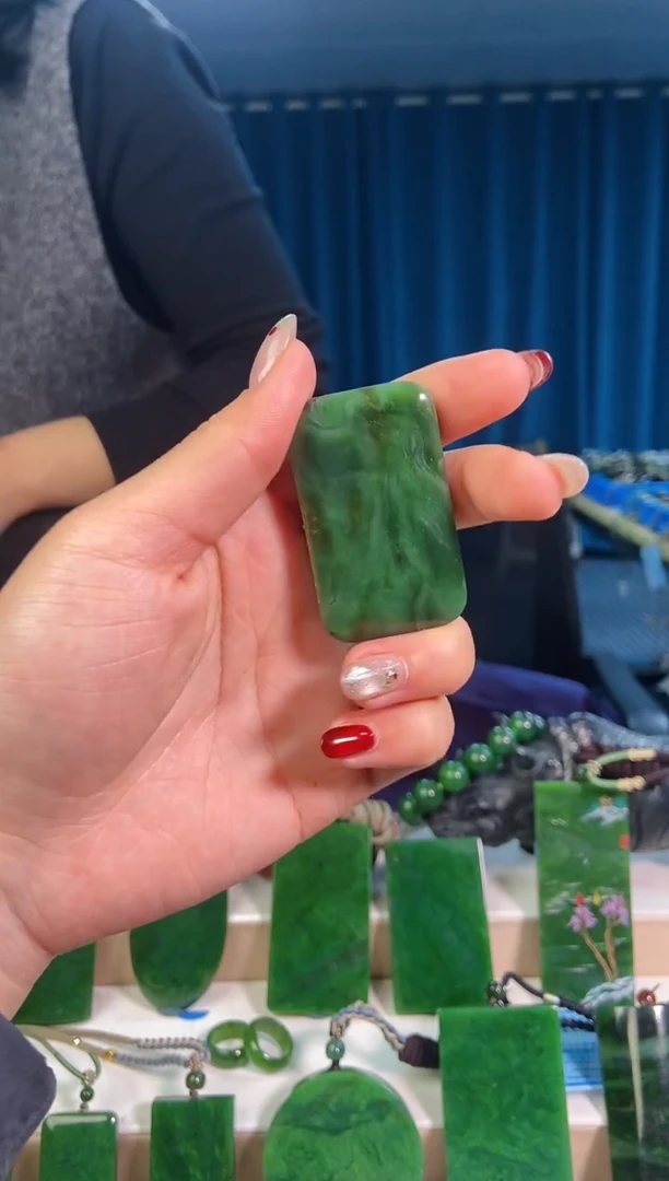 【闪购商品】和田玉挂件未镶嵌1