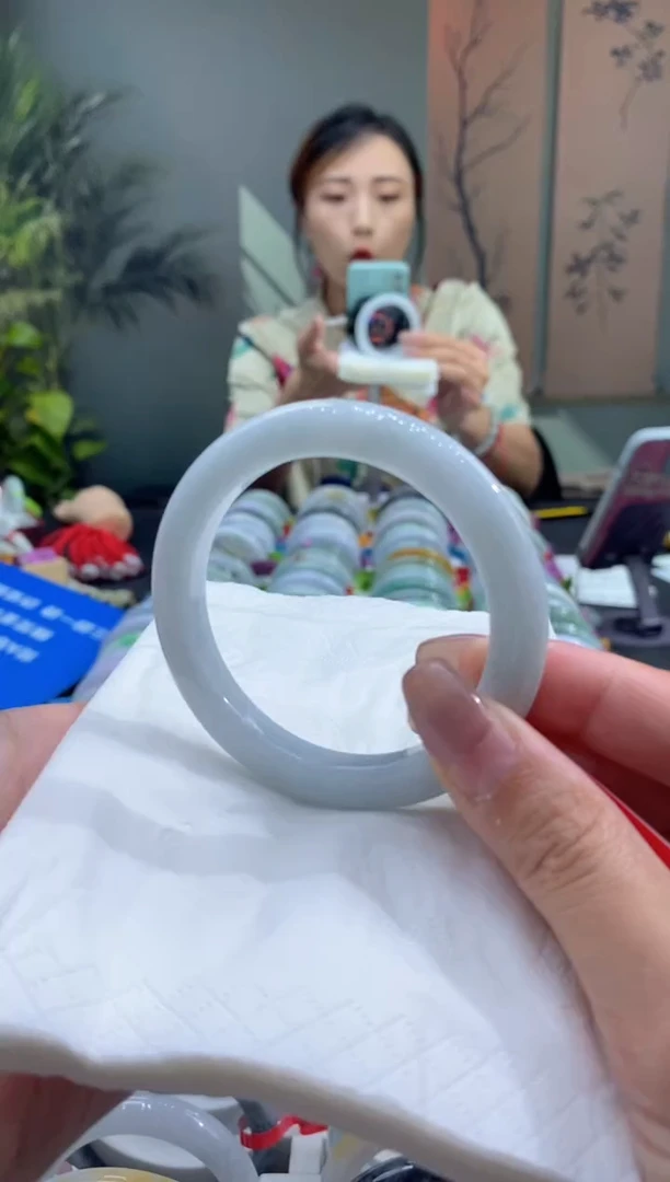 未镶嵌手镯翡翠000089520