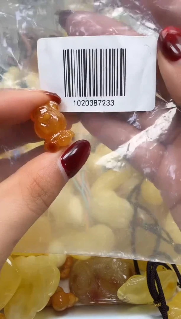 裸石琥珀未镶嵌如图