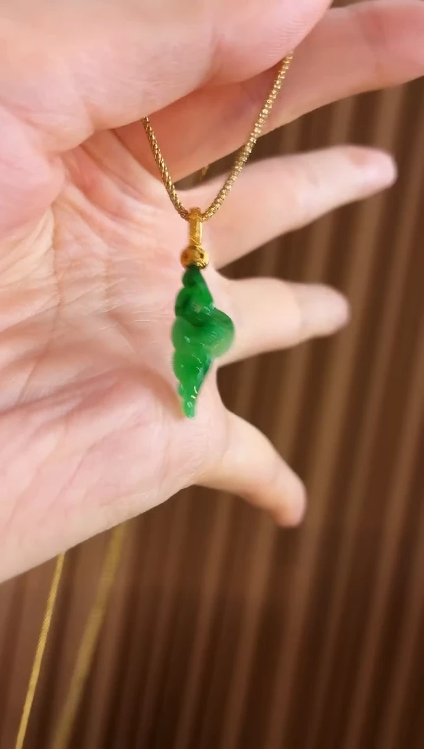 吊坠(不含链)18K金镶嵌翡翠吊坠