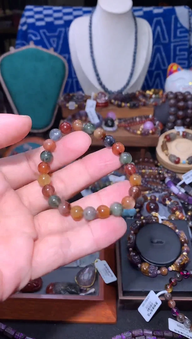 未镶嵌珠宝半成品水晶彩兔毛圆珠手串，微瑕