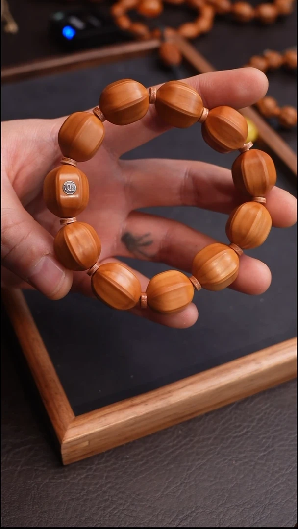 手串/手链橄榄核R***0苏工橄榄核