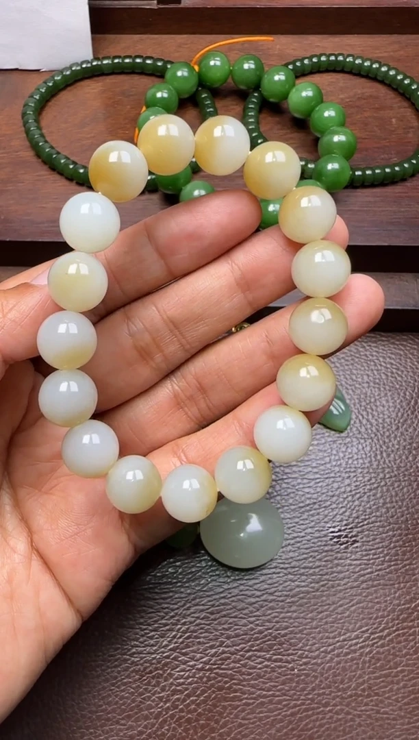 未镶嵌和田玉挂件和田玉手串