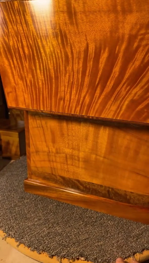 【闪购商品】金丝楠木艺金丝楠官皮箱F2