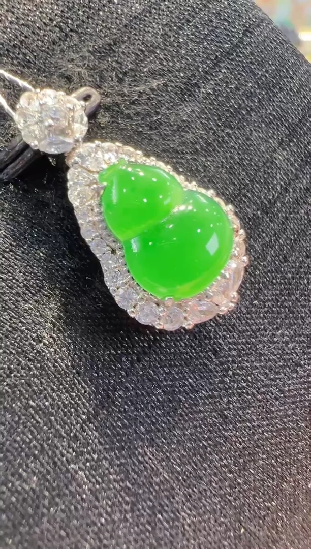 翡翠银S925镶嵌吊坠(不含链)多样性发其一