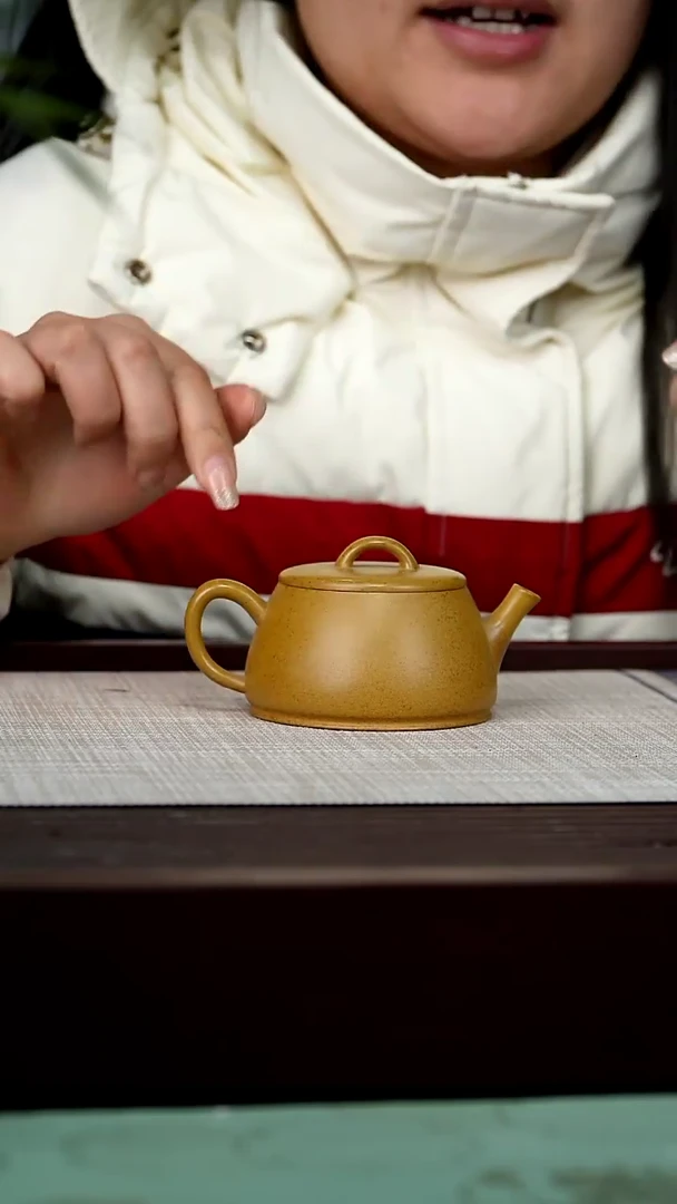 【闪购商品】宜兴原矿紫砂壶茶壶150C