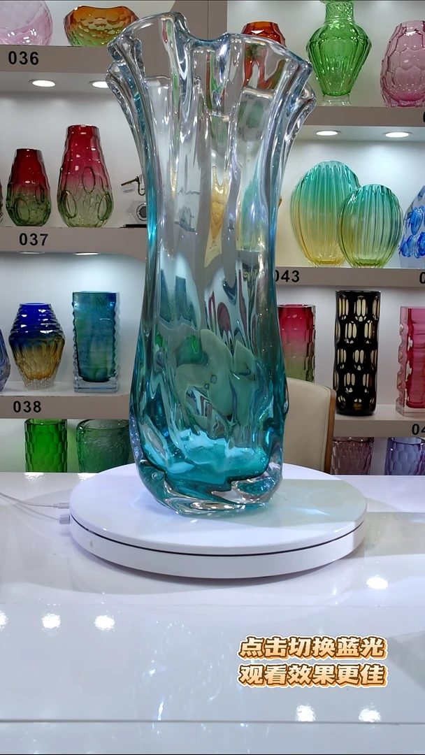 琉璃潘*夫荷叶边大花瓶