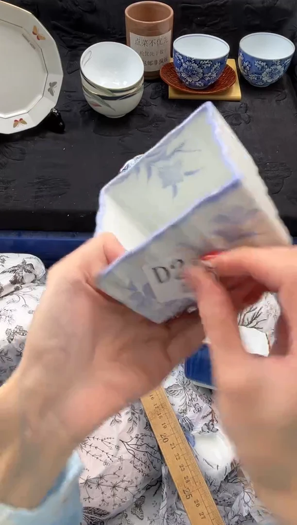 瓷片如*       D215