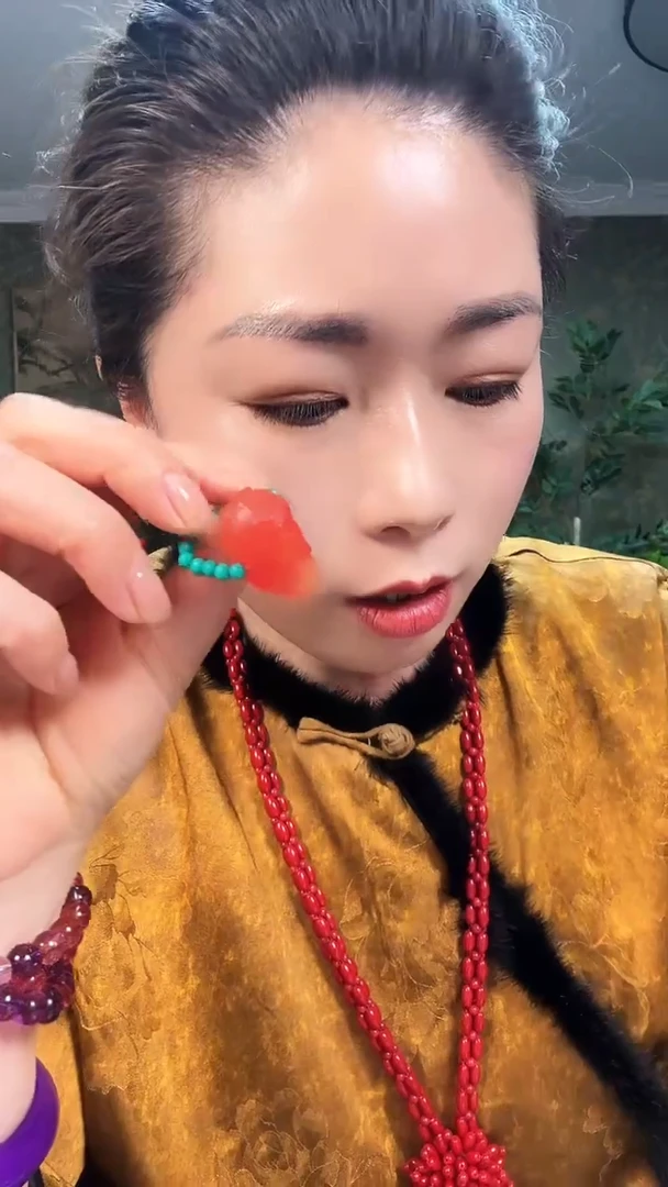 【闪购商品】树脂制品0000000T054