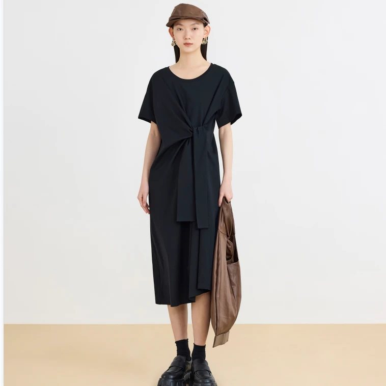【羊羊专享】AUM黑色女士气质时尚夏季宽松宽松连衣裙MAEG20176