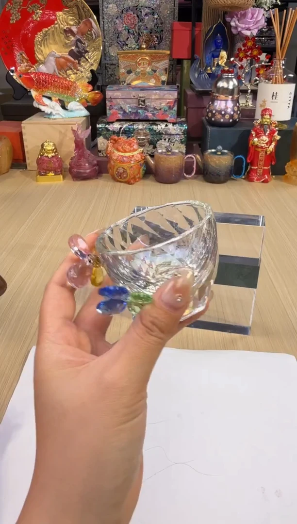 43蝴蝶炫彩水晶茶杯