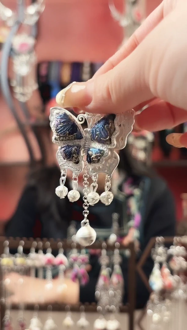 织绣织绣民族风非遗老绣饰品84