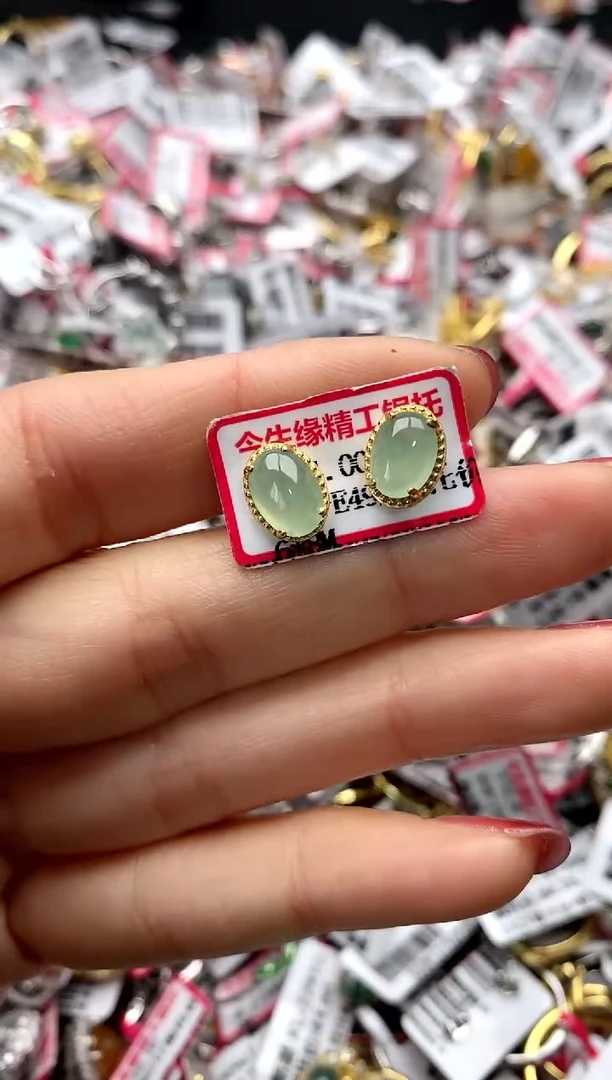 【闪购商品】翡翠戒指银S925镶嵌44444444       5