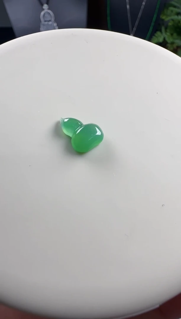 颈饰未镶嵌翡翠天然翡翠