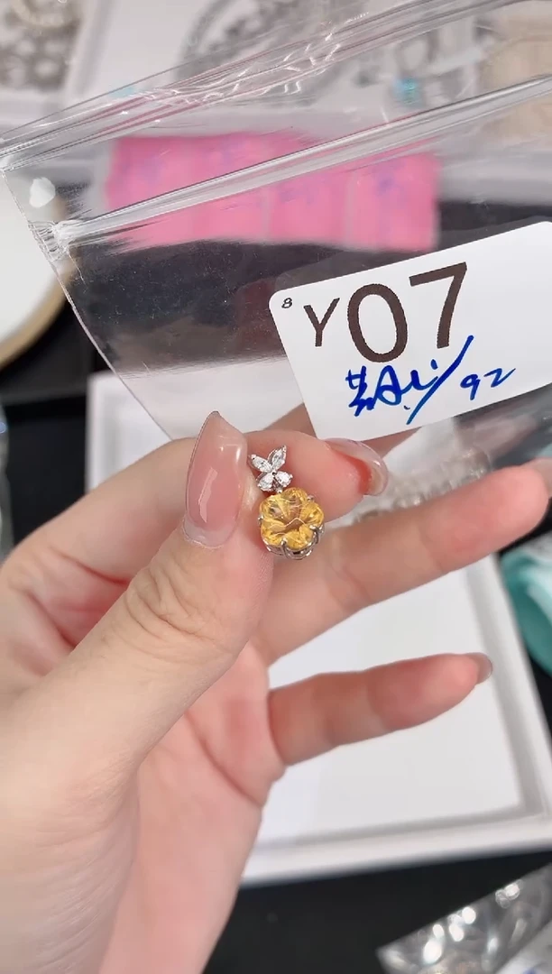 吊坠(不含链)银S925镶嵌水晶多样性发一Y07