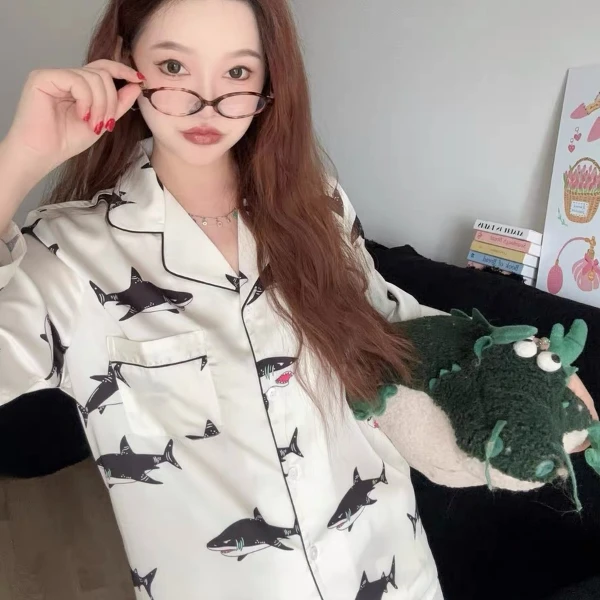 四季春秋新款鲨鱼印花简约气质舒适宽松款长袖设计师款时尚套装