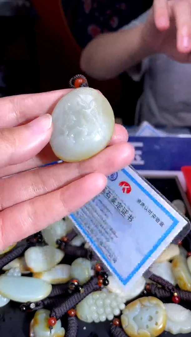 和田玉未镶嵌挂件1