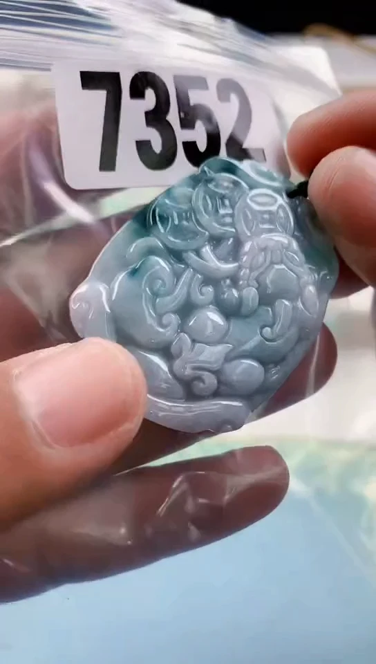 【闪购商品】翡翠挂件未镶嵌天然翡翠吊坠挂件