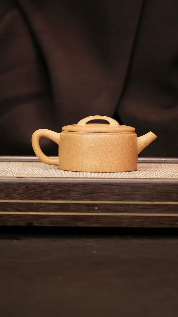 茶壶紫砂原矿老宕口黄金段 汉瓦 范亮