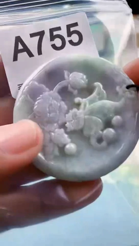 【闪购商品】翡翠挂件未镶嵌天然翡翠吊坠挂件