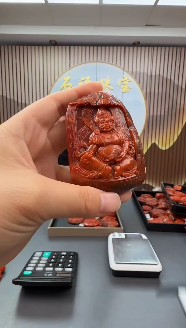 未镶嵌雕刻南红玛瑙125ZB0904产品一个