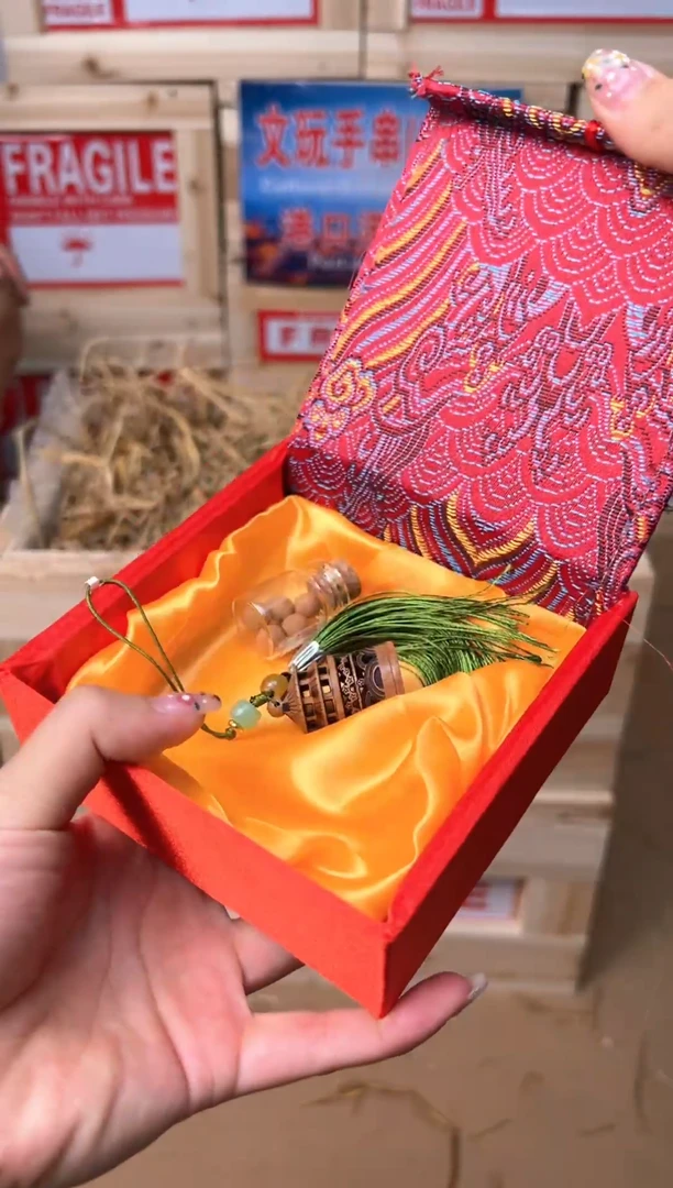 精选手串（无礼盒）