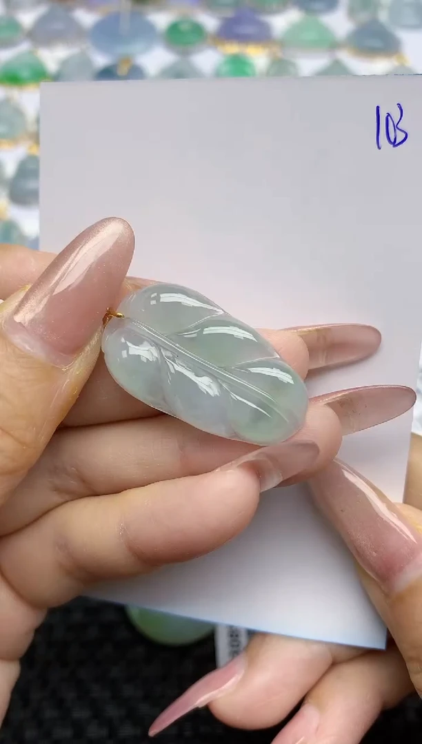 【闪购商品】翡翠颈饰18K金镶嵌天然A货翡翠 103