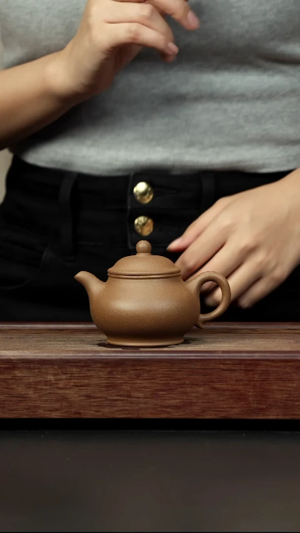 紫砂茶壶芝麻绿 潘壶
