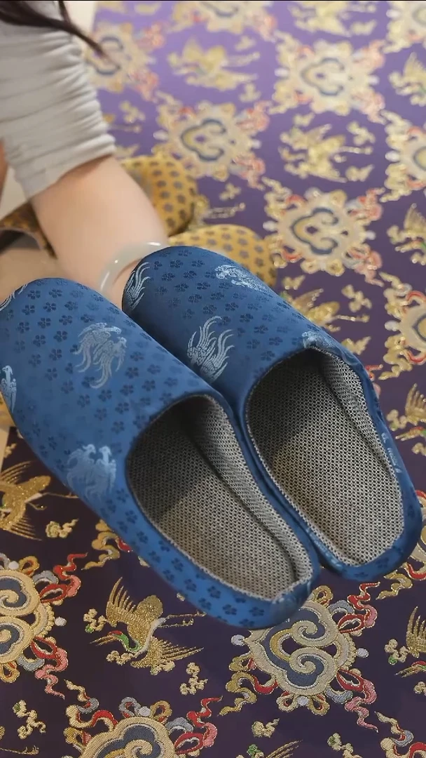 37码蓝色············