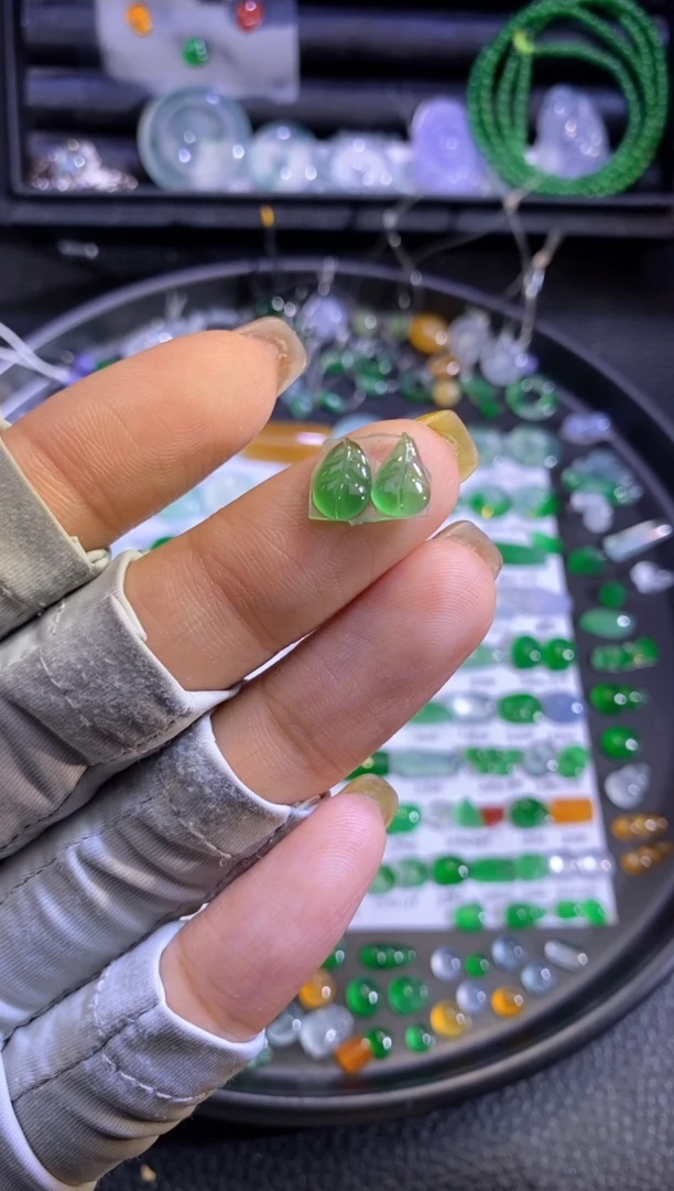 未镶嵌挂件翡翠叶子