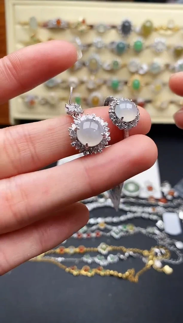 翡翠银S925镶嵌吊坠(不含链)444444444+3戒指+吊坠