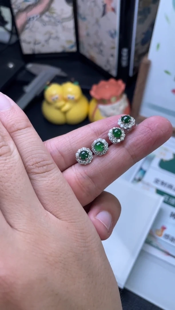 【闪购商品】翡翠耳饰银S925镶嵌多样性发一件H4