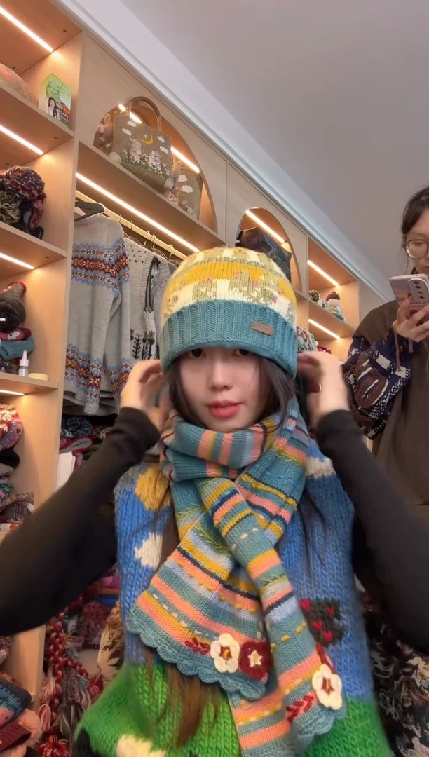 羊毛美利奴蓝绿仙人掌帽