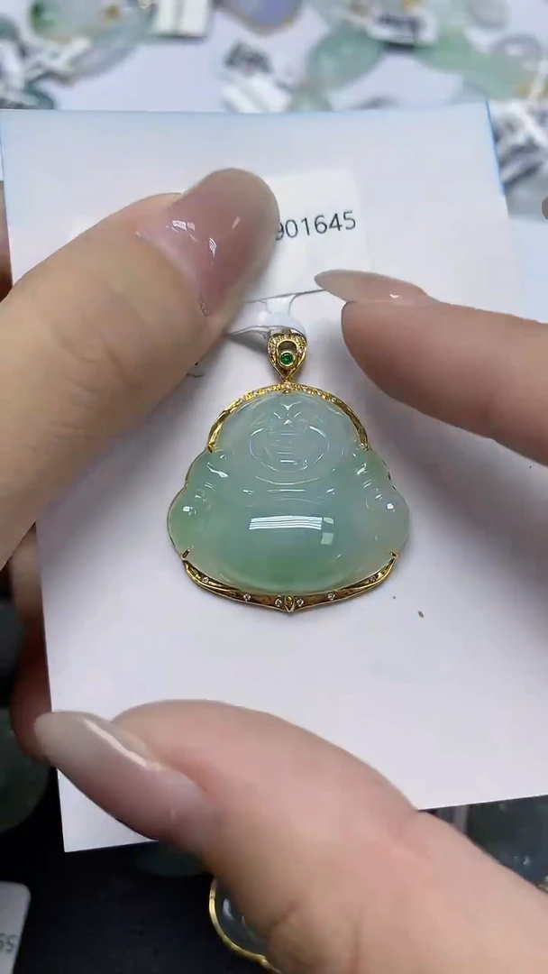 翡翠18K金镶嵌颈饰天然缅甸翡翠A货