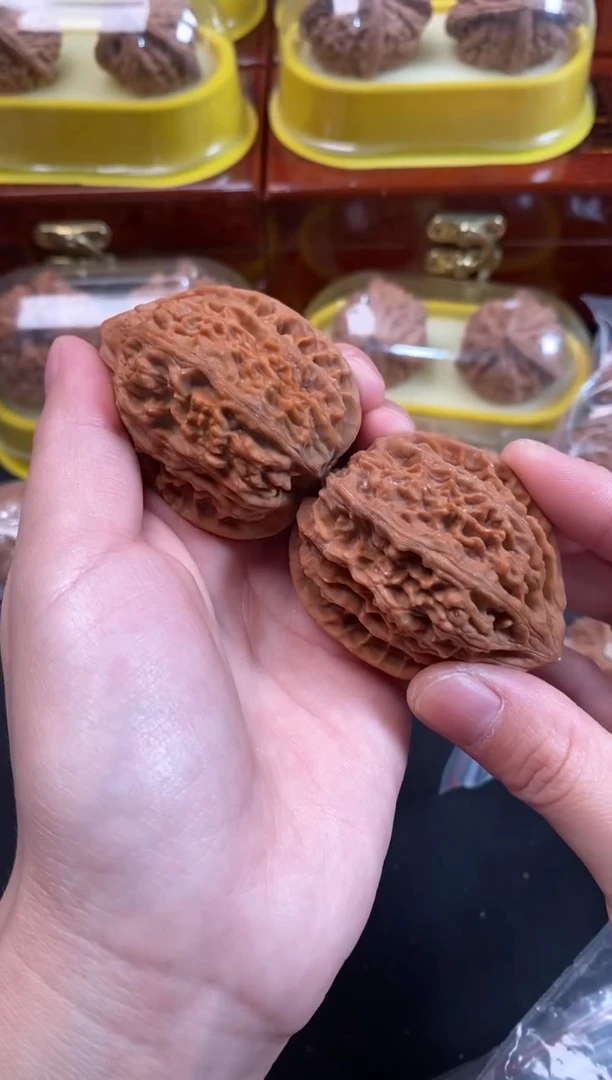 把件文玩核桃鸡心42尺x129