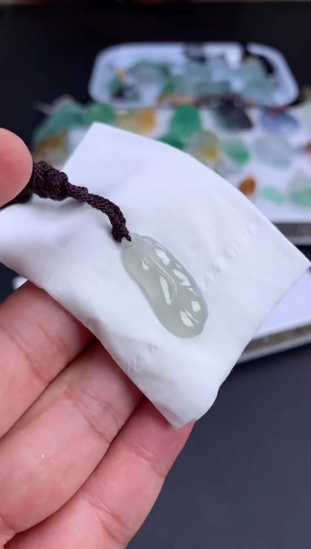 未镶嵌定制翡翠翡翠