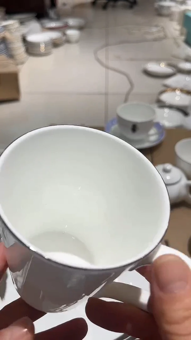 瓷刘*1个水杯隆达