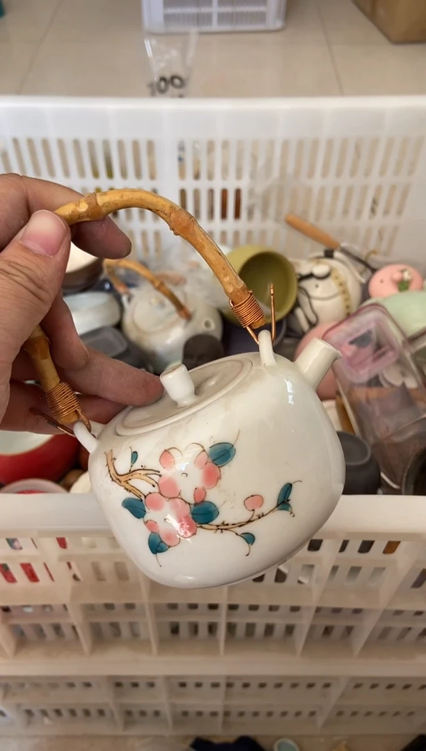 杯无运费险有瑕疵的摄影的产品有使用过的痕迹有点脏介意勿拍