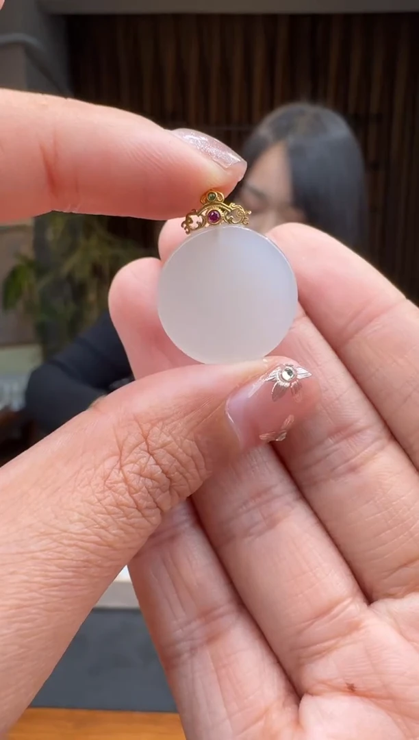 【闪购商品】和田玉8718K金镶嵌2.4李玲多样性发货