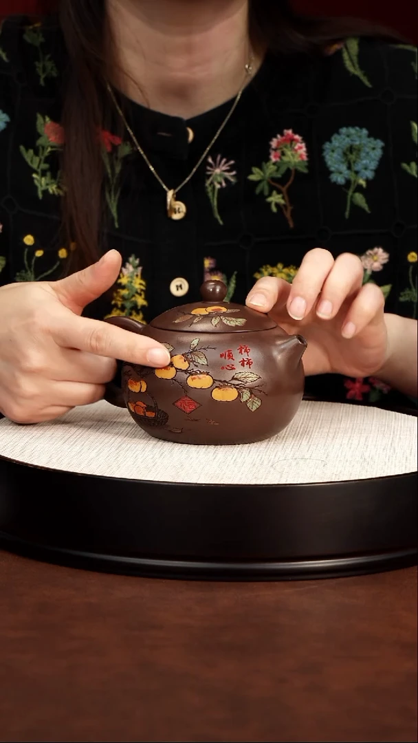 紫砂茶宠宜兴紫砂 彩绘西施